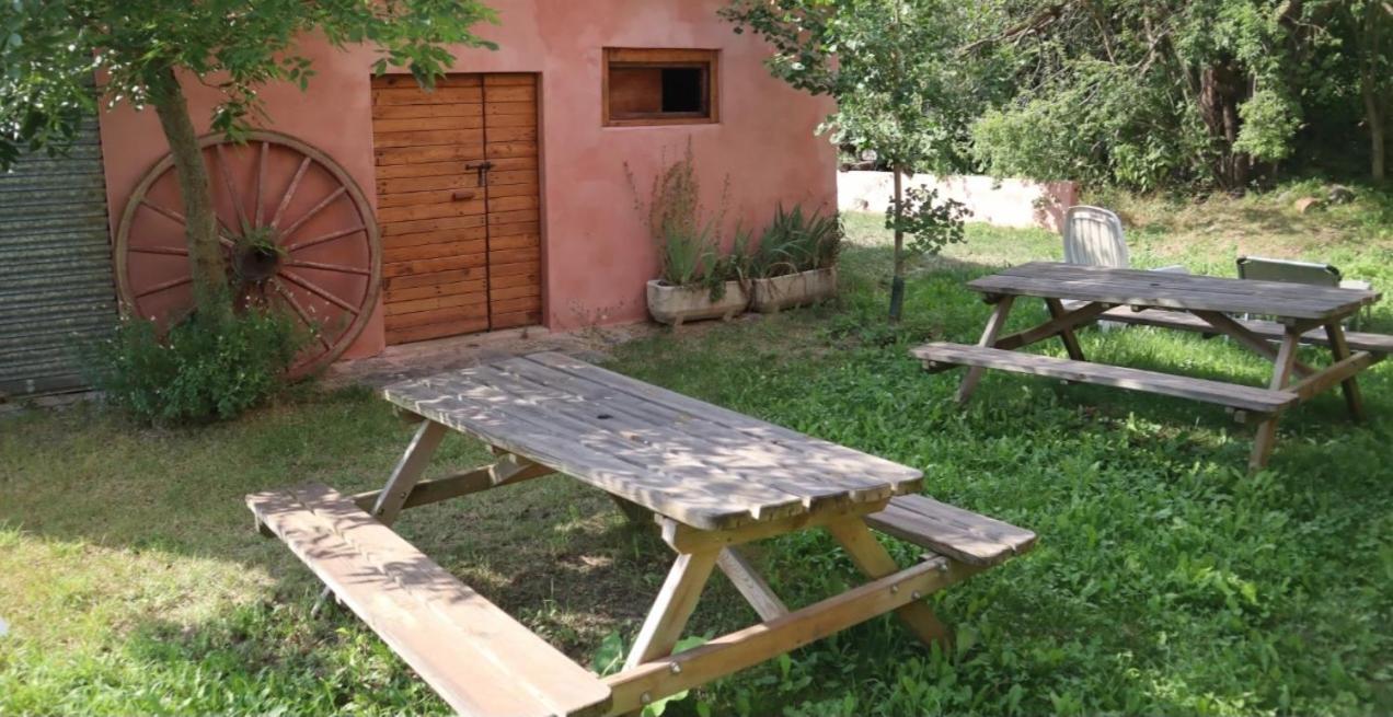 Cal Calau Vega Bed & Breakfast Planoles Exterior photo